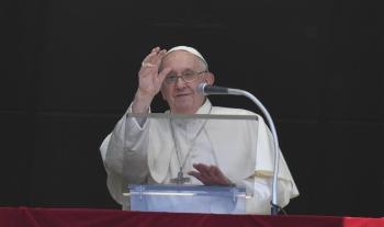 Papa reflete sobre os medos e o perigo de desperdiçar a vida